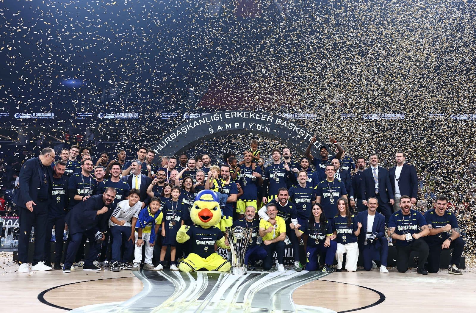 39. Cumhurbaşkanlığı Kupası Şampiyonu Fenerbahçe Tarfin