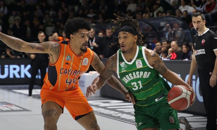 Çayırova Bursaspor Karşısında Çok Rahat Kazandı, Ligde İlk Galibiyetini Aldı: 83-64