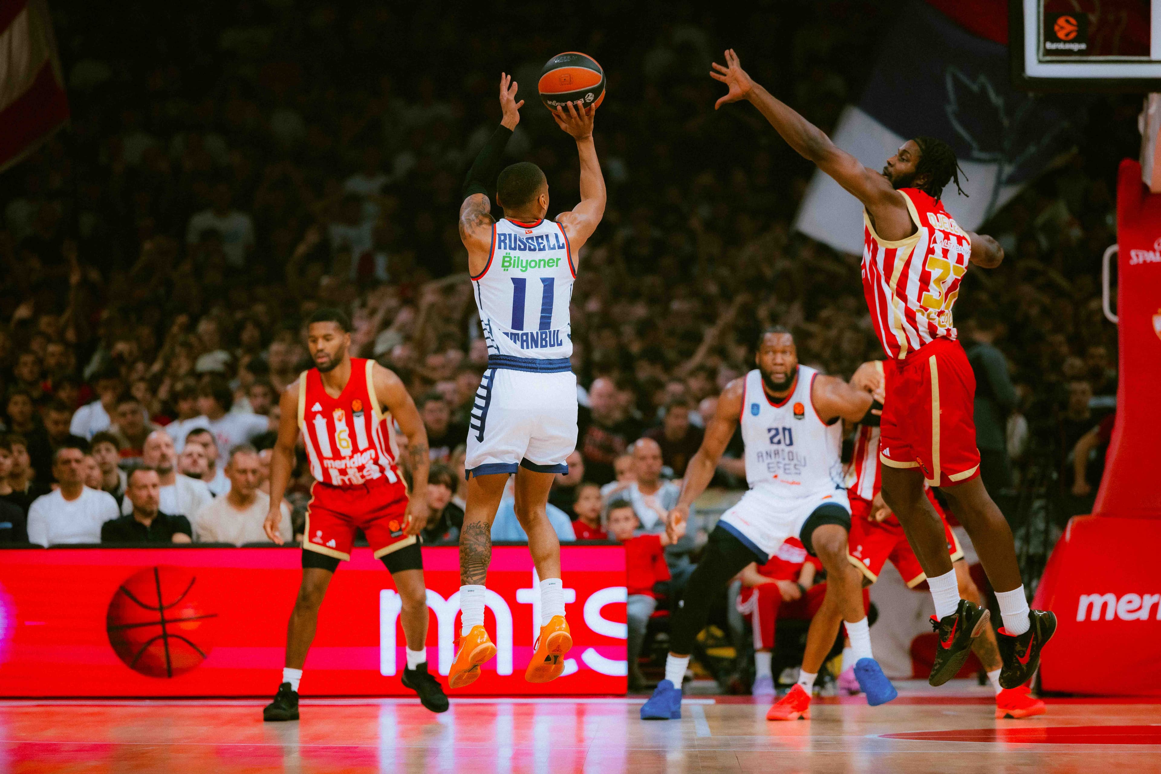 Hem Mike James'i Hem Maçı Kaybettik : Kızılyıldız 77-72 Anadolu Efes