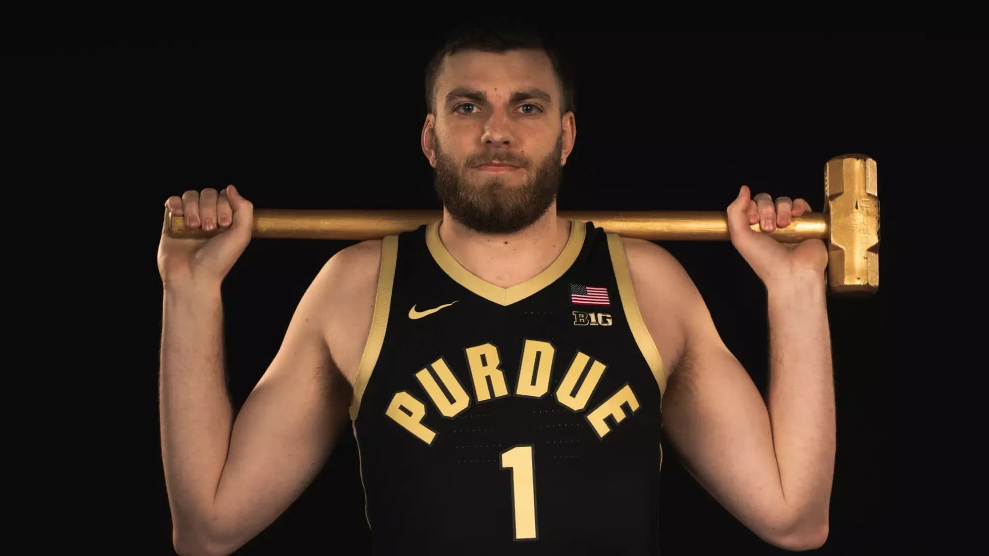 Körfeze NCAA Takviyesi: Oscar Cluff Glint Körfez Basket'te