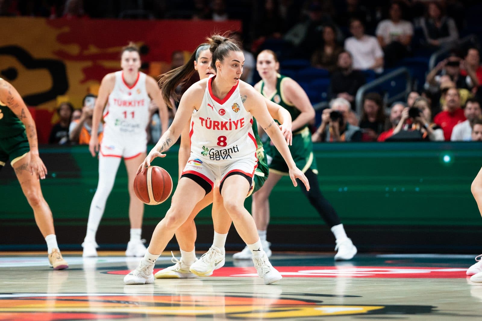 Potanın Perileri Avustralya'yı Geçemedi: 87-71