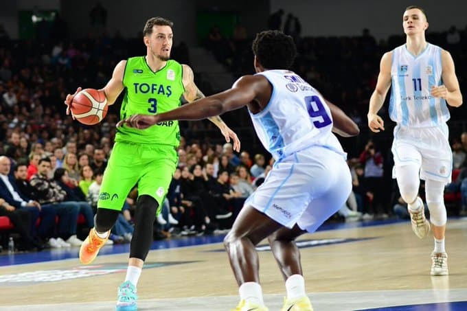 Sezonun Perdesi Akılalmaz Bir Sonla Açıldı: 90-89